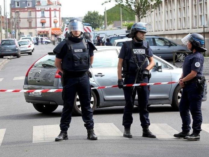 Tehdit videosu ortaya çıktı! Fransa'da terör alarmı verildi