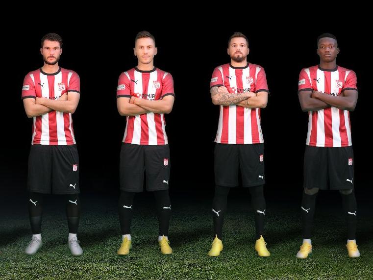 Sivasspor'da altı futbolcuyla yollar ayrıldı