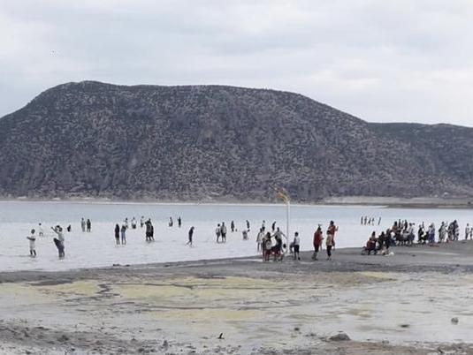 Tahribat sürüyor: Salda Gölü'nde sular 50 metre çekildi