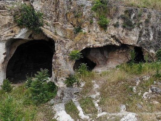 Tarihi kilise ve mağaralar yok olma tehlikesi altında