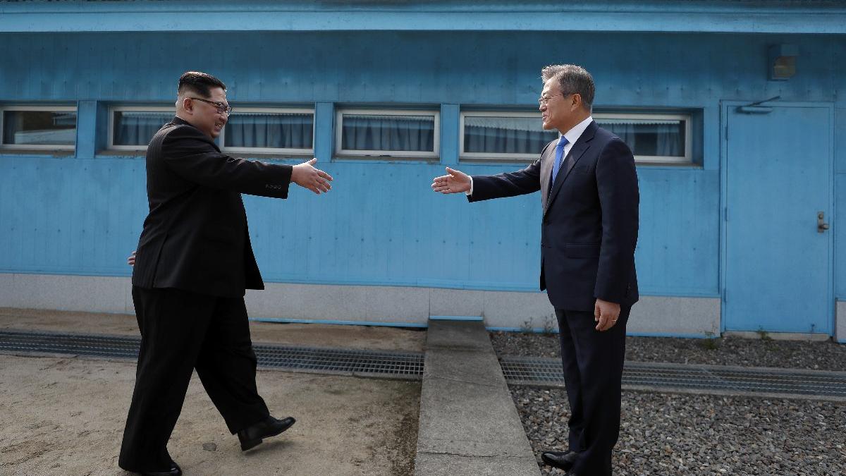 Kuzey ve Güney Kore arasında önemli adım: İletişim kanalları 1 yıl sonra açıldı