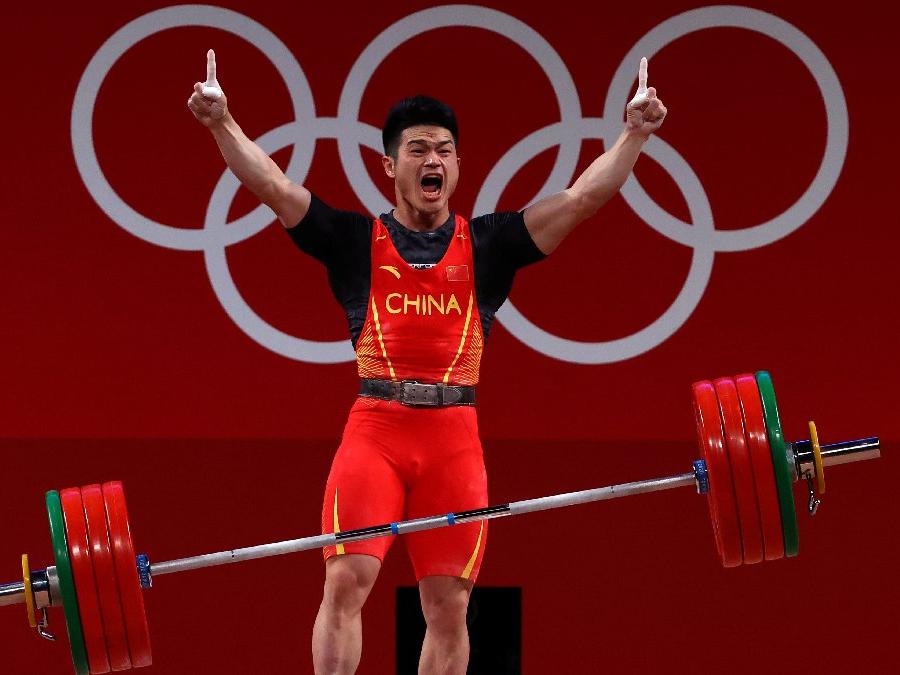 Tokyo 2020 | Çinli halterci Zhiyong Shi'den 3 olimpiyat rekoru birden