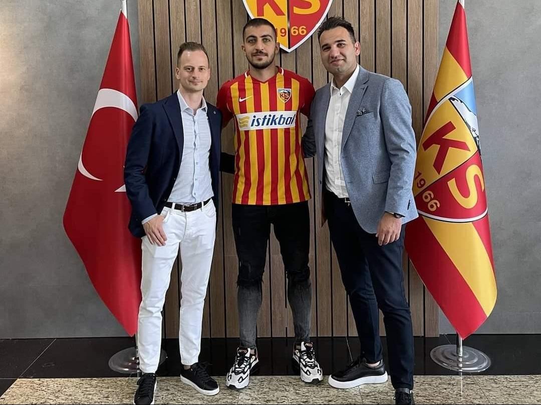 Trabzonspor'dan ayrıldı, Kayserispor'a imza attı