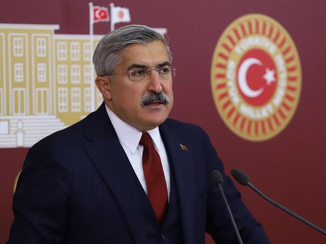 AKP'li vekil: Çağdaş bir sosyal medya yasasını önümüzdeki günlerde çalışacağız