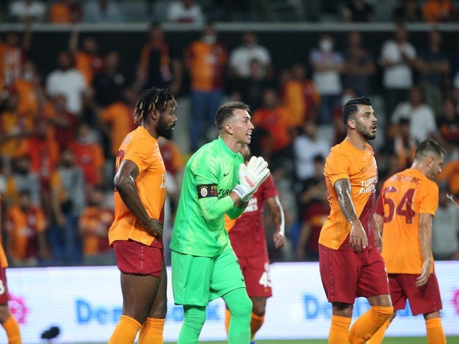 Türk futbolu Avrupa'da erimeye devam ediyor: Ülke puanı yerlerde!