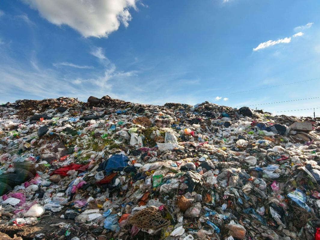 Çin atık ithalatını durdurdu, BAE çöplerini yakmaya karar verdi