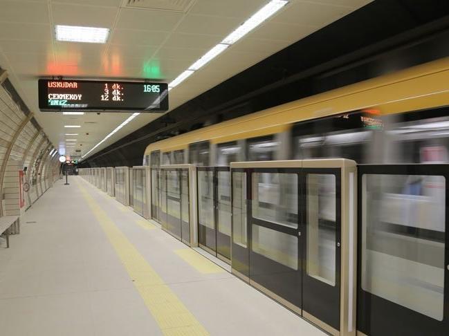 İstanbul’da metro saatleri uzadı