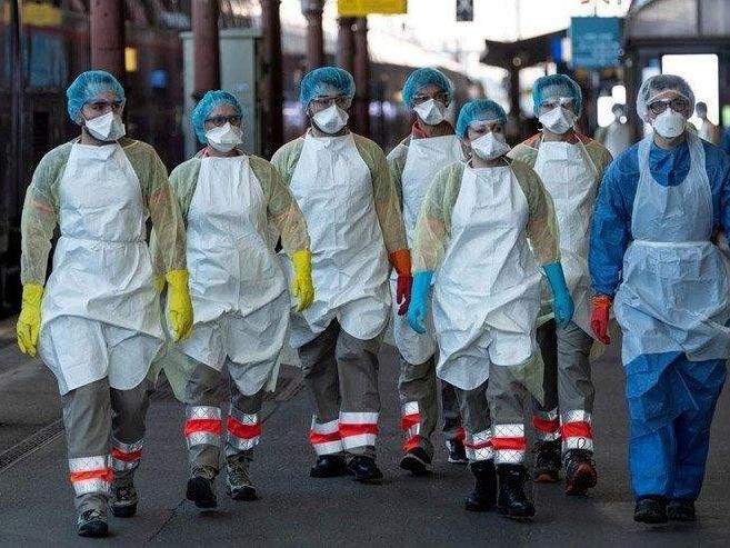 Fransa’da son 24 saatte 19 bin 600 yeni vaka