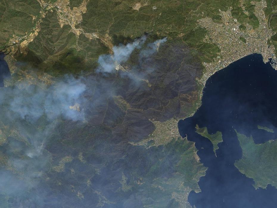 Marmaris ve Manavgat yangınları uzaydan görüntülendi