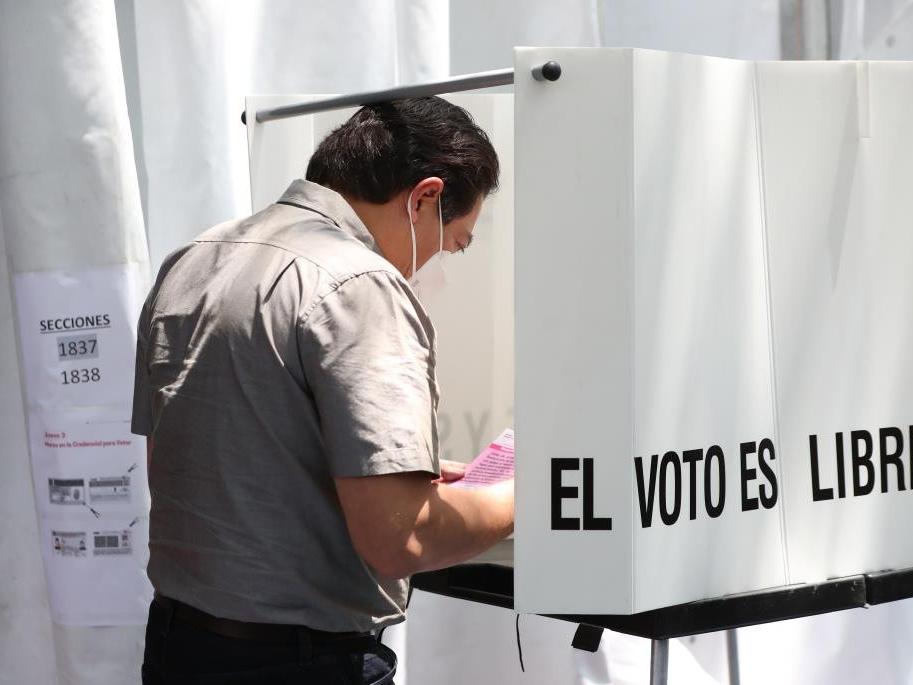 Meksika’da halk 5 eski devlet başkanının yargılanmasına 'evet' dedi
