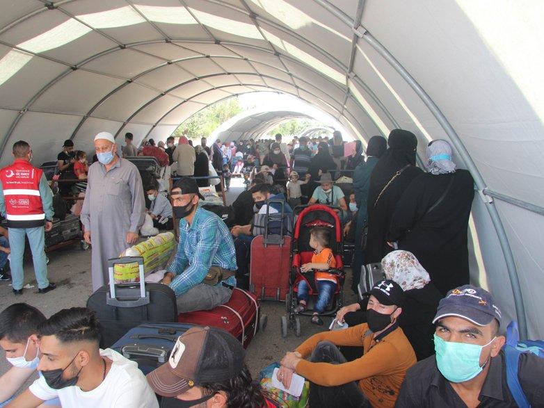 Her 10 Suriyeli mülteci 6 Türk’ü işsiz bıraktı