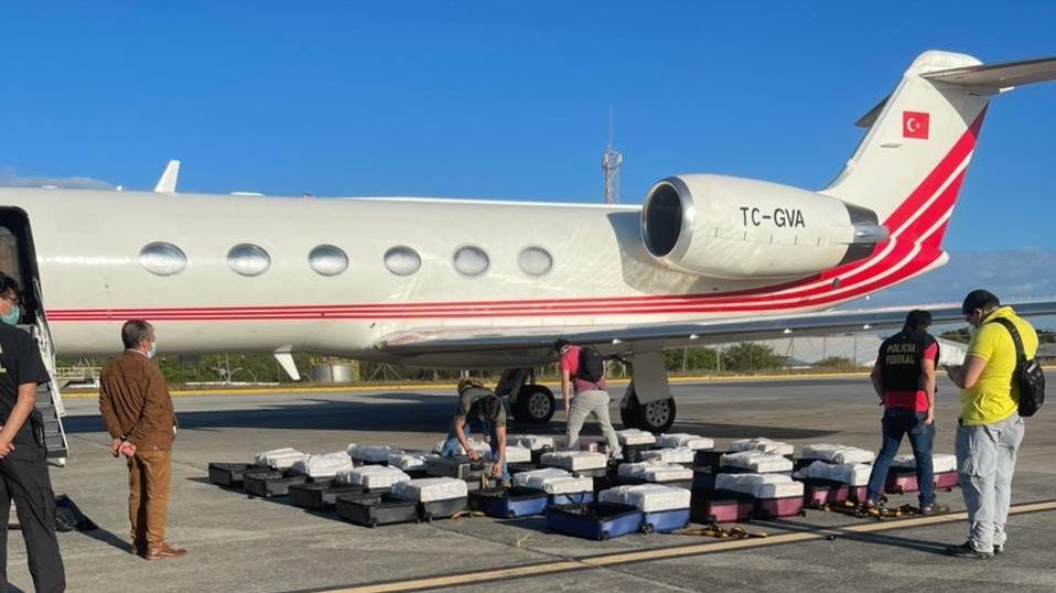 Brezilya polisi Türk uçağında 1304 kilo kokain yakaladı