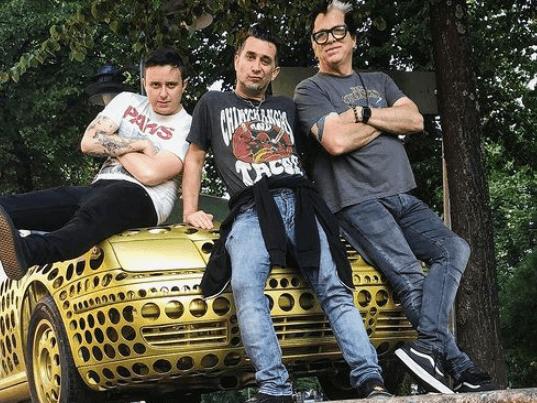 Aşı tartışması müzik grubu Offspring'de ayrılığa neden oldu