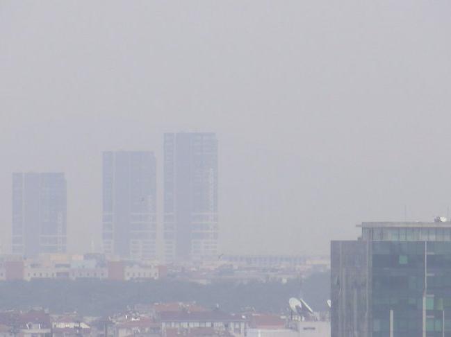 İstanbul'u kül bulutu sardı