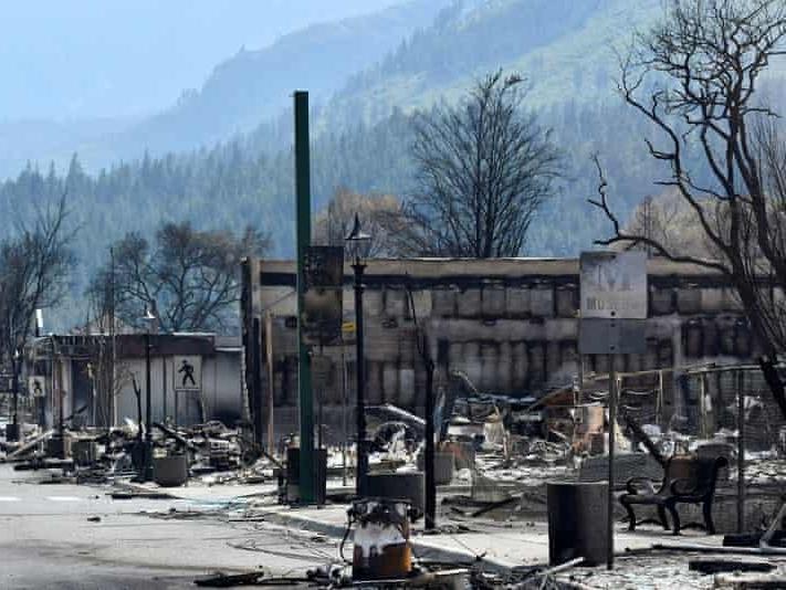 Kanada'da orman yangınları şiddetlendi: Köyler tahliye ediliyor
