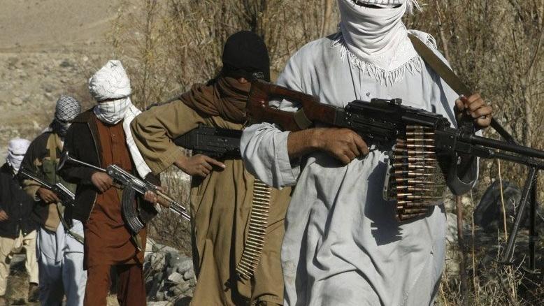 Taliban'ın ele geçirdiği vilayet merkezi sayısı 23'e yükseldi! Eski cumhurbaşkanı yardımcısı komşu ülkeye kaçtı