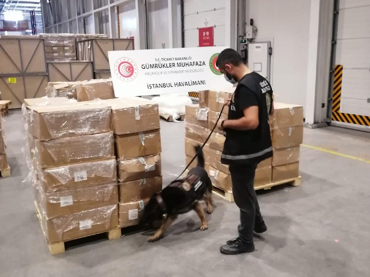 4.3 ton! İstanbul Havalimanı'nda yakalandı