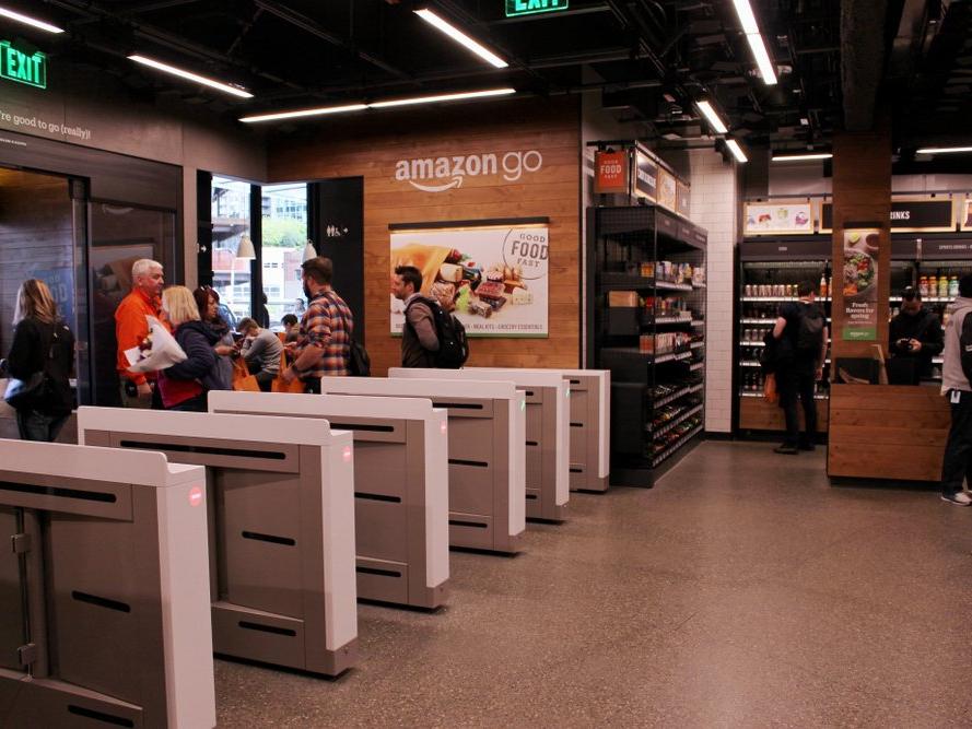 Amazon fiziksel mağaza açma planları yapıyor