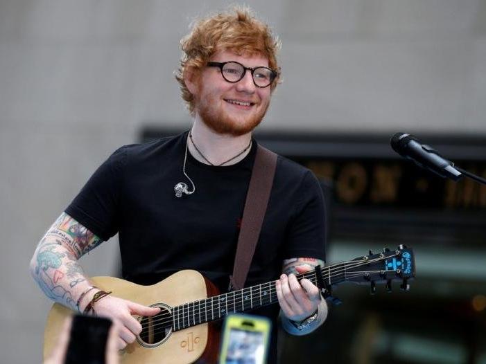 Ed Sheeran'ın telefonsuz hayatı sağlık sistemi nedeniyle son buldu