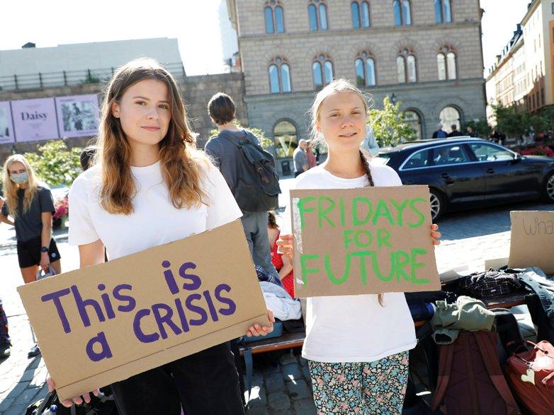 Greta Thunberg, protestonun yıl dönümünde sokağa çıktı