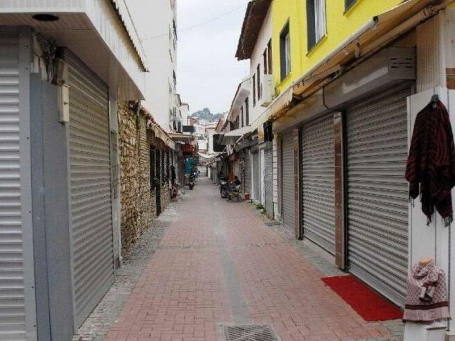 Türkiye'de kurulan ve kapanan şirketlerin sayısı önceki aya göre azaldı