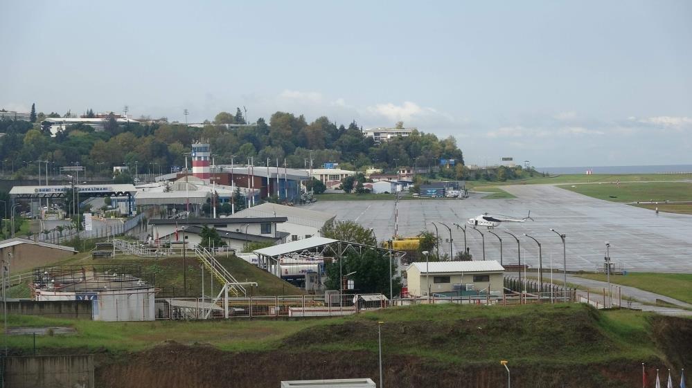 Pist çatladı, Trabzon Havalimanı 3 saat uçuş trafiğine kapatıldı