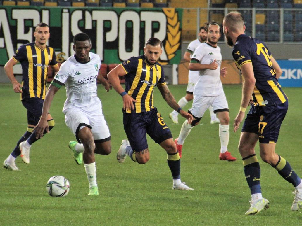 Ankaragücü Kocaelispor maçında gol sesi çıkmadı