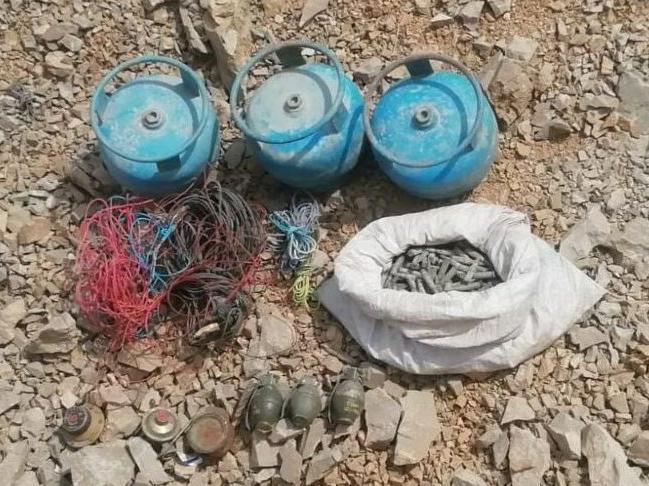 PKK'ya ait taarruz tipi el bombaları ve mühimmat ele geçirildi