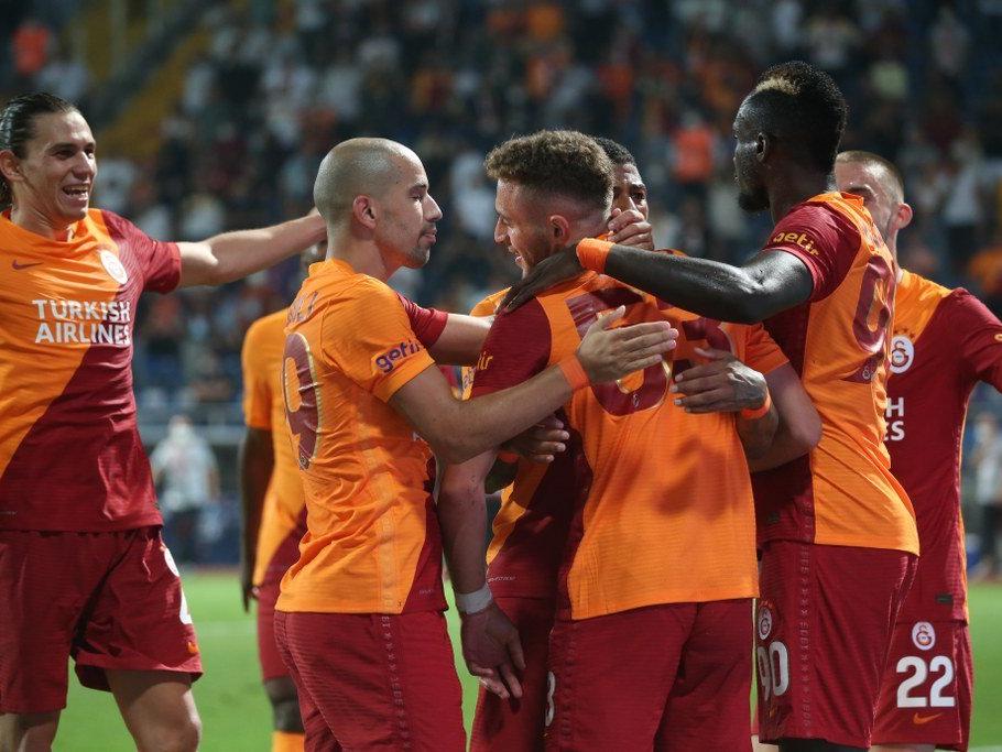 Galatasaray'da yenilerin maaşı çıktı