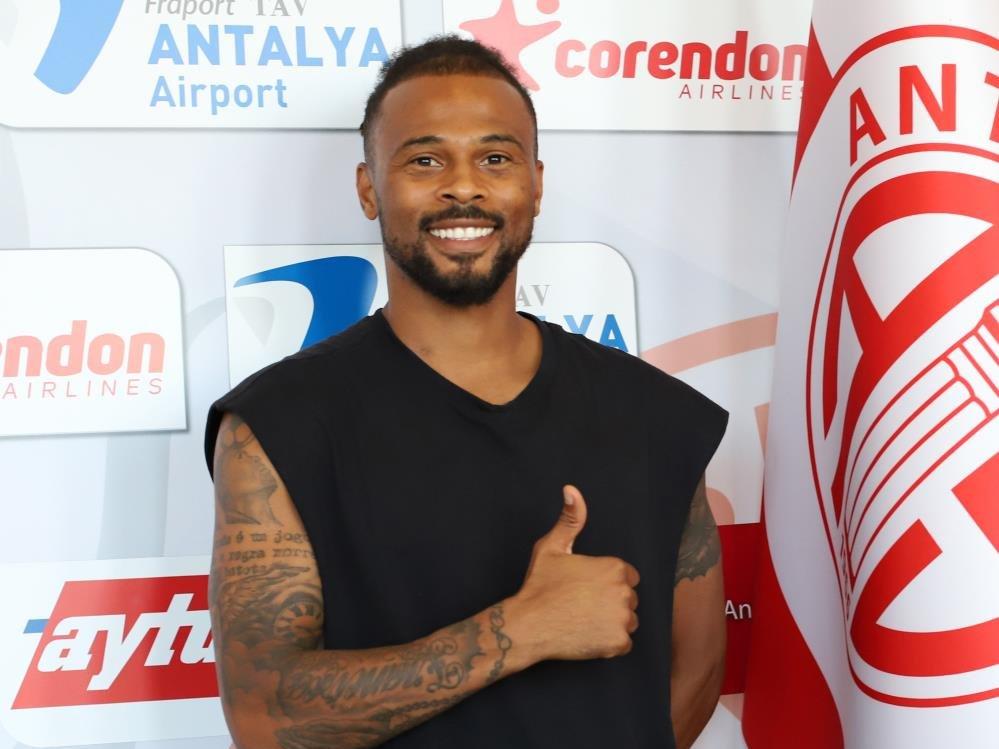 Antalyaspor, Fredy'nin sözleşmesini uzattı