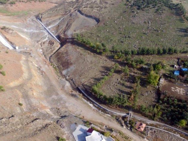 Birinci derece deprem bölgesi ve SİT alanı olan Yesemek’te gölet skandalı