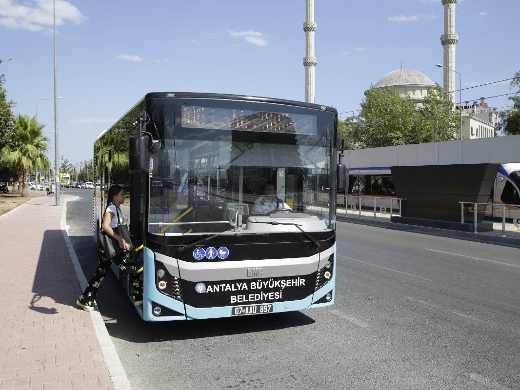Antalya’da toplu ulaşıma yüzde 12 zam