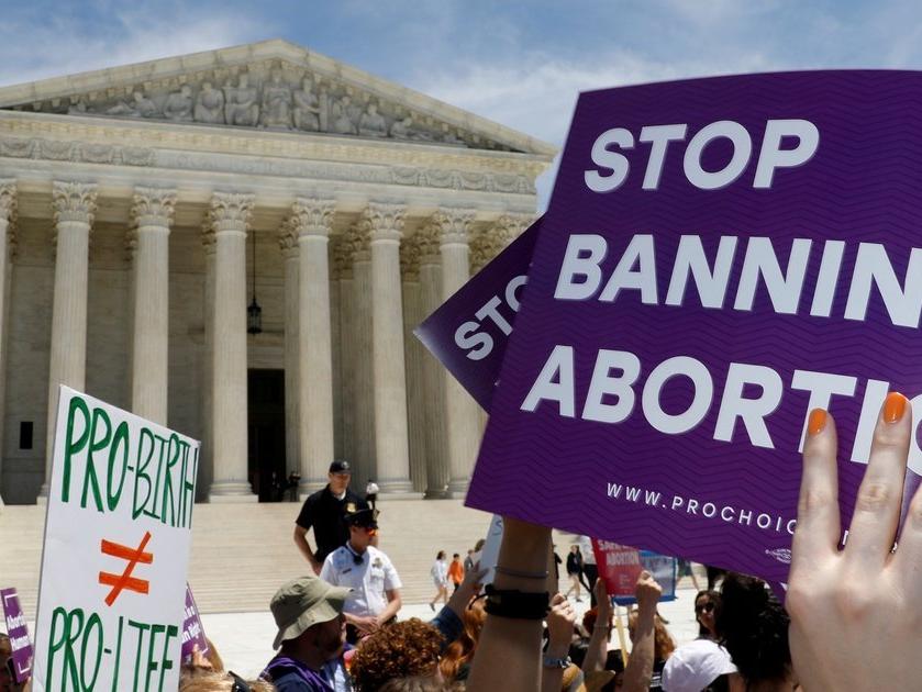Teksas'ta 'ülkenin en ağır' kürtaj yasası yürürlüğe girdi