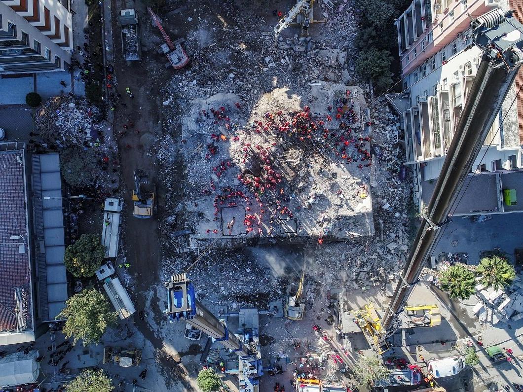 İzmir depreminde 36 kişinin öldüğü binanın mimarı: İmza benim ancak projeyi ben çizmedim