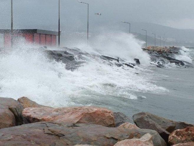 Marmara'ya kuvvetli fırtına uyarısı