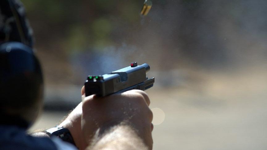 Düğünde yorgun mermi ile vuruldu