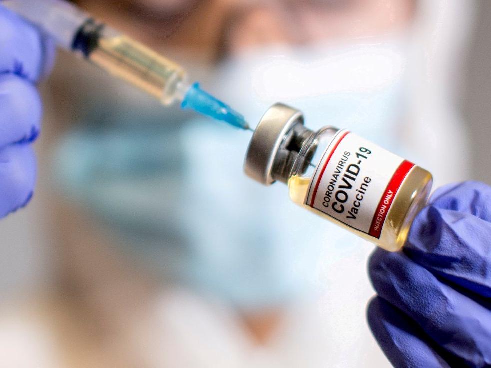 Eski başbakan, zengin ülkeleri Covid aşısı için bağış yapmaya çağırdı