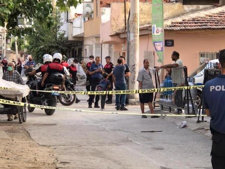 Husumetlilerinden aileye silahlı saldırı: 6'sı çocuk 12 yaralı