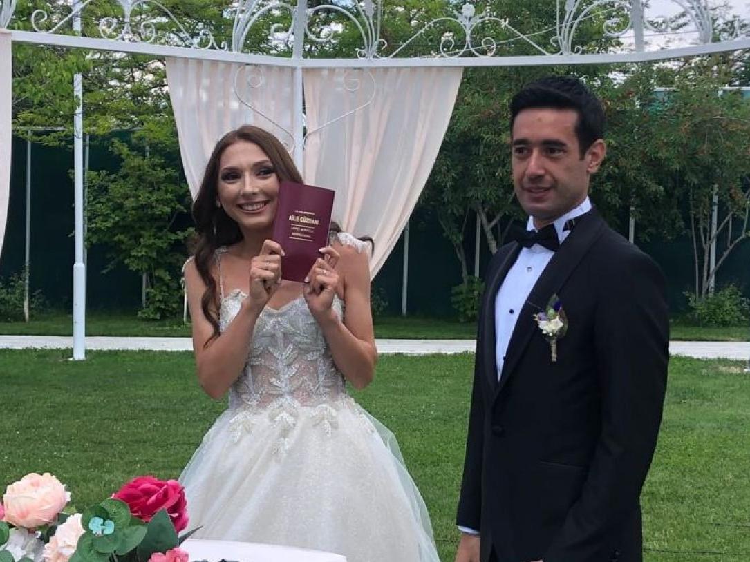 Türk futbolunda bir ilk: Maçı evli çift yönetecek