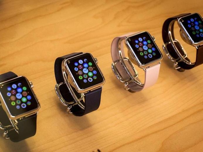 Akıllı saatindeki üretim sorunlarını aşan Apple seri üretime hazırlanıyor