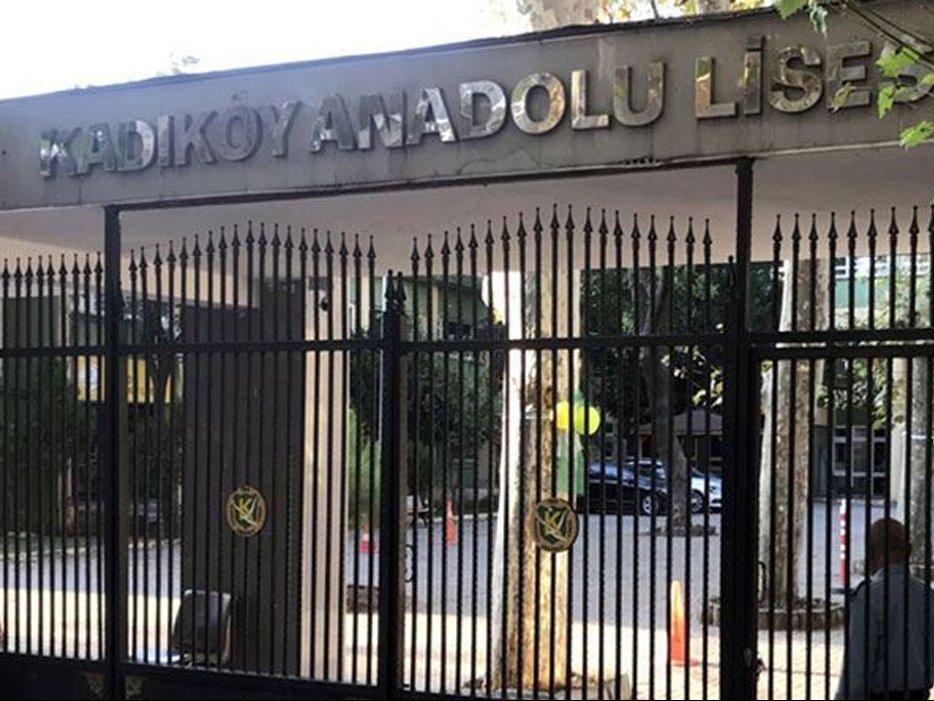 Kadıköy Anadolu Lisesi’nde dikkat çeken yerleştirme: Taban puanı 455 olmasına rağmen 405 puanlı öğrenci kaydedildi