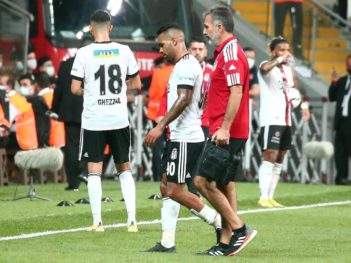 Beşiktaş'ta Alex Teixeira üzüntüsü! Yine sakatlandı...