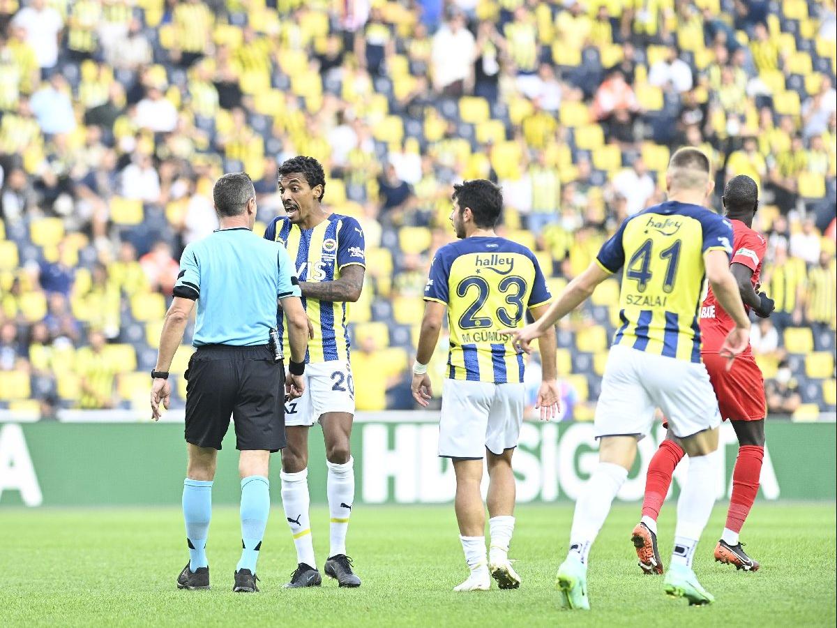 Sivasspor maçından sonra Fenerbahçe'den tepki: 'Bu ihanet'