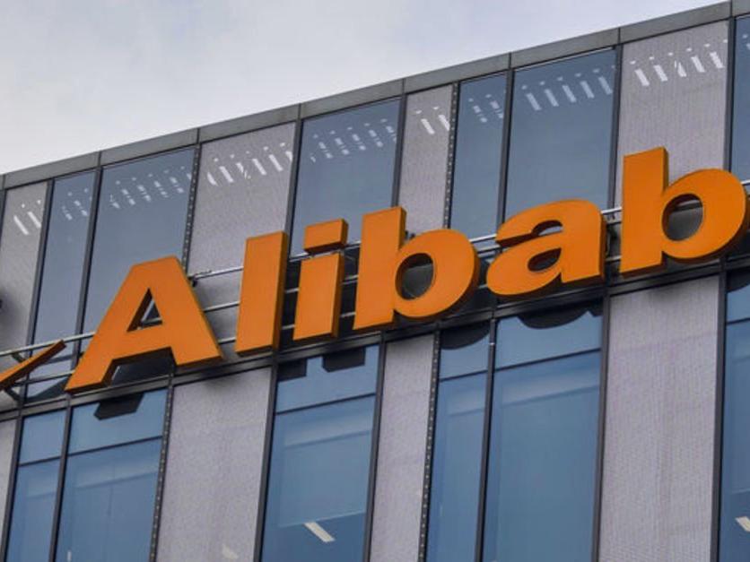 Alibaba'dan sürücüsüz araba yatırımı