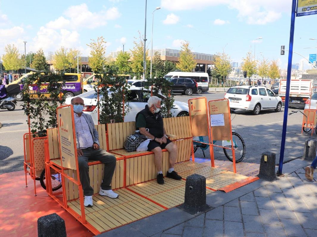 İstanbul’da bir ilk: Yayalara ve bisikletlilere mobil durak