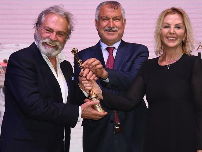 Altın Koza'da Onur Ödülleri Şerif Sezer, Haluk Bilginer ve Yavuz Turgul'a verildi