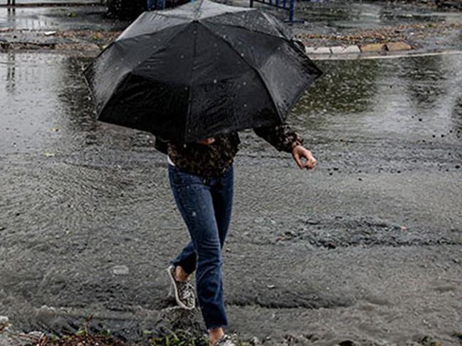 Meteoroloji, valilik ve İBB'den İstanbul'a ani ve yoğun yağış uyarısı