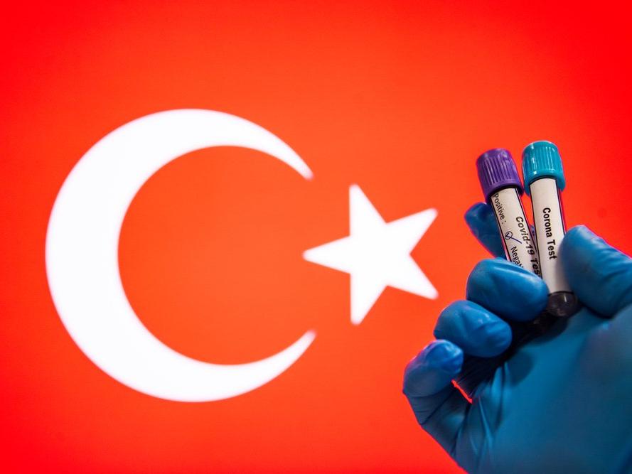 Türk diplomatlara parayla Çin aşısı yapılmış