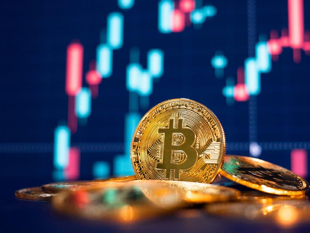 Bitcoin bir günde yüzde 10 değer kaybetti