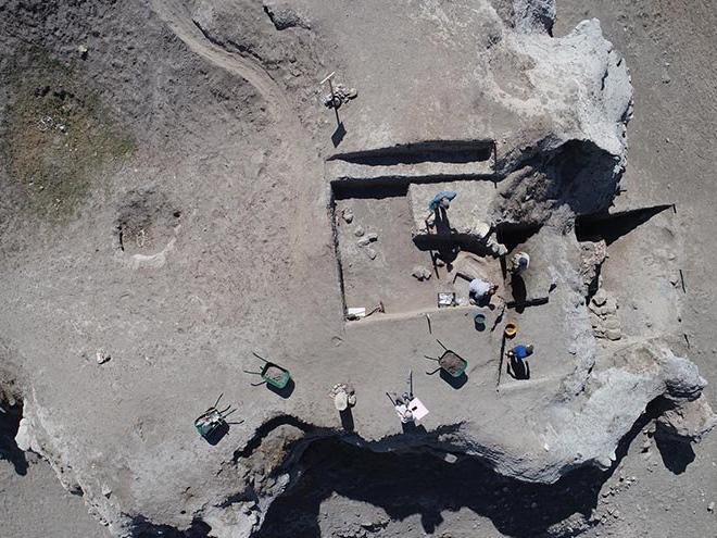 Pulur Höyük'te neolitik dönemin izleri aranıyor